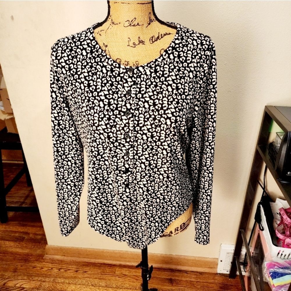 Banana Republic NWT Black White Leopard Snow Cheetah Long Sleeve Bodysuit XL